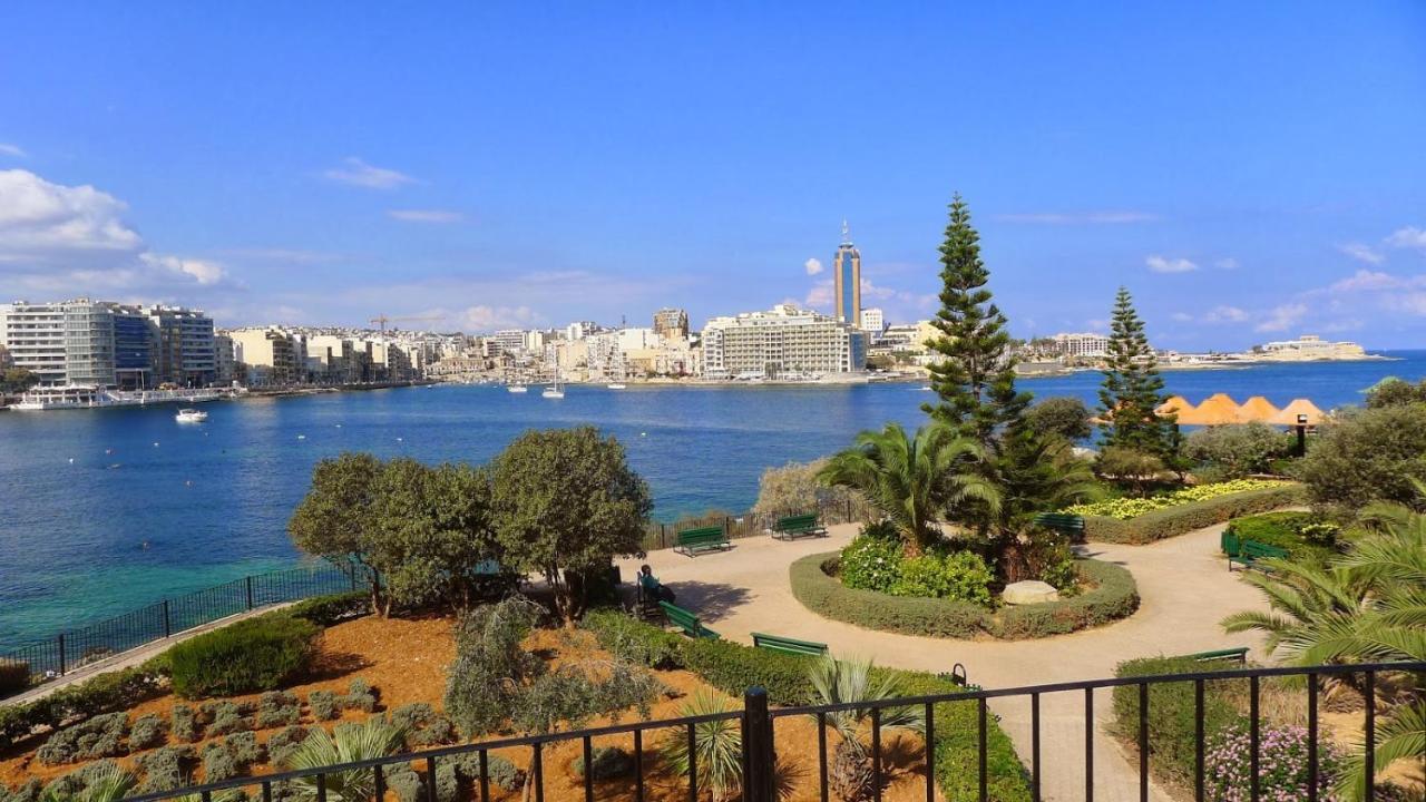 Prime Location Apartment With Side Seaviews Сліма Екстер'єр фото
